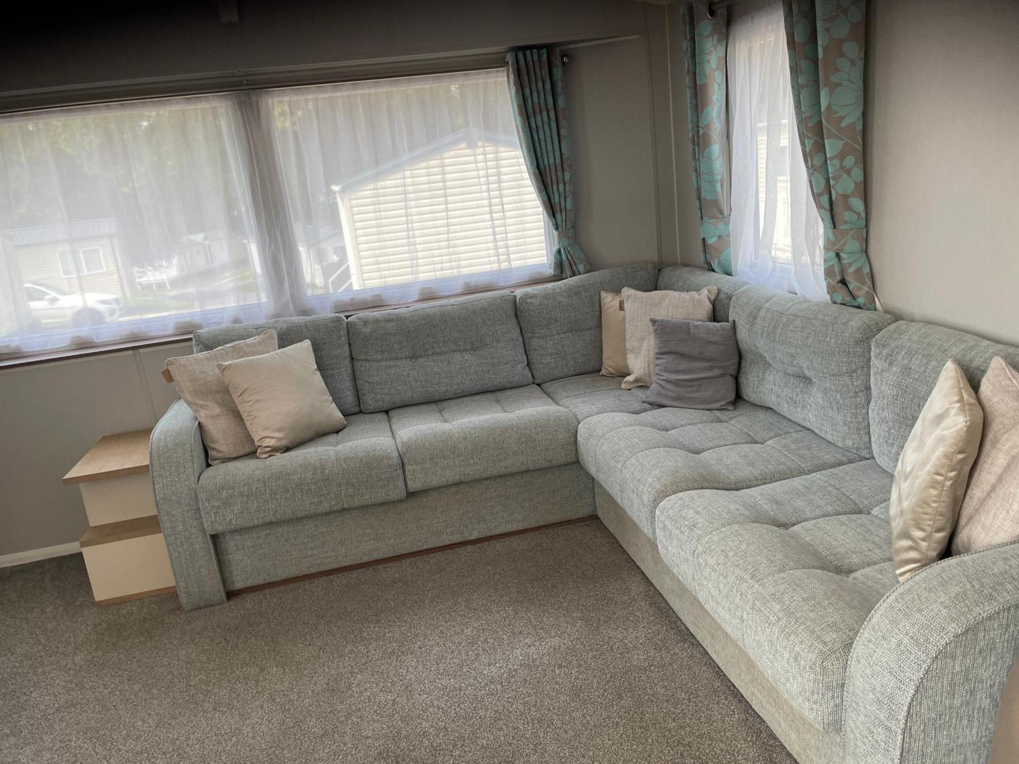 Rockley Park Private Holiday Homes Poole Bagian luar foto