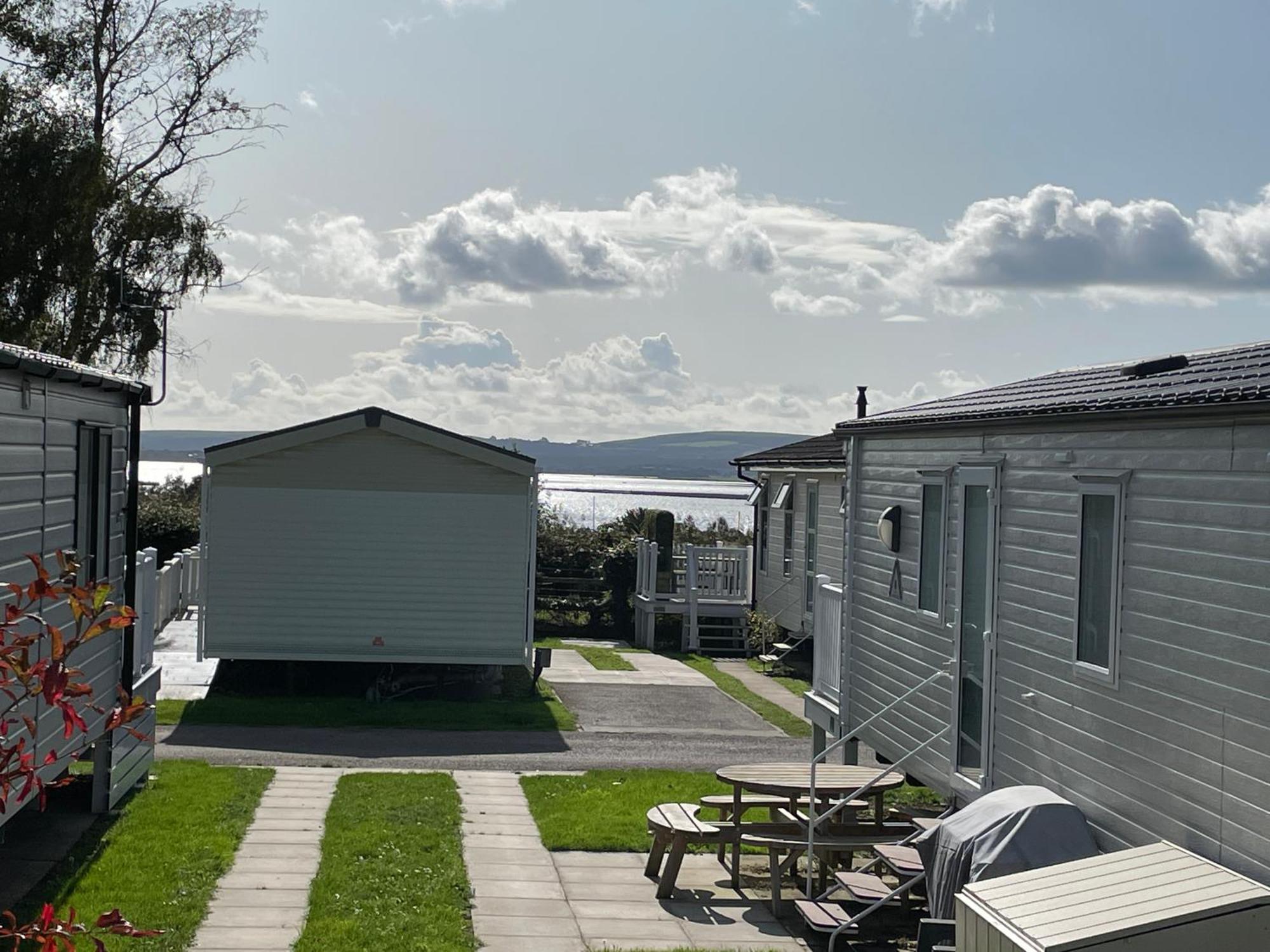 Rockley Park Private Holiday Homes Poole Bagian luar foto