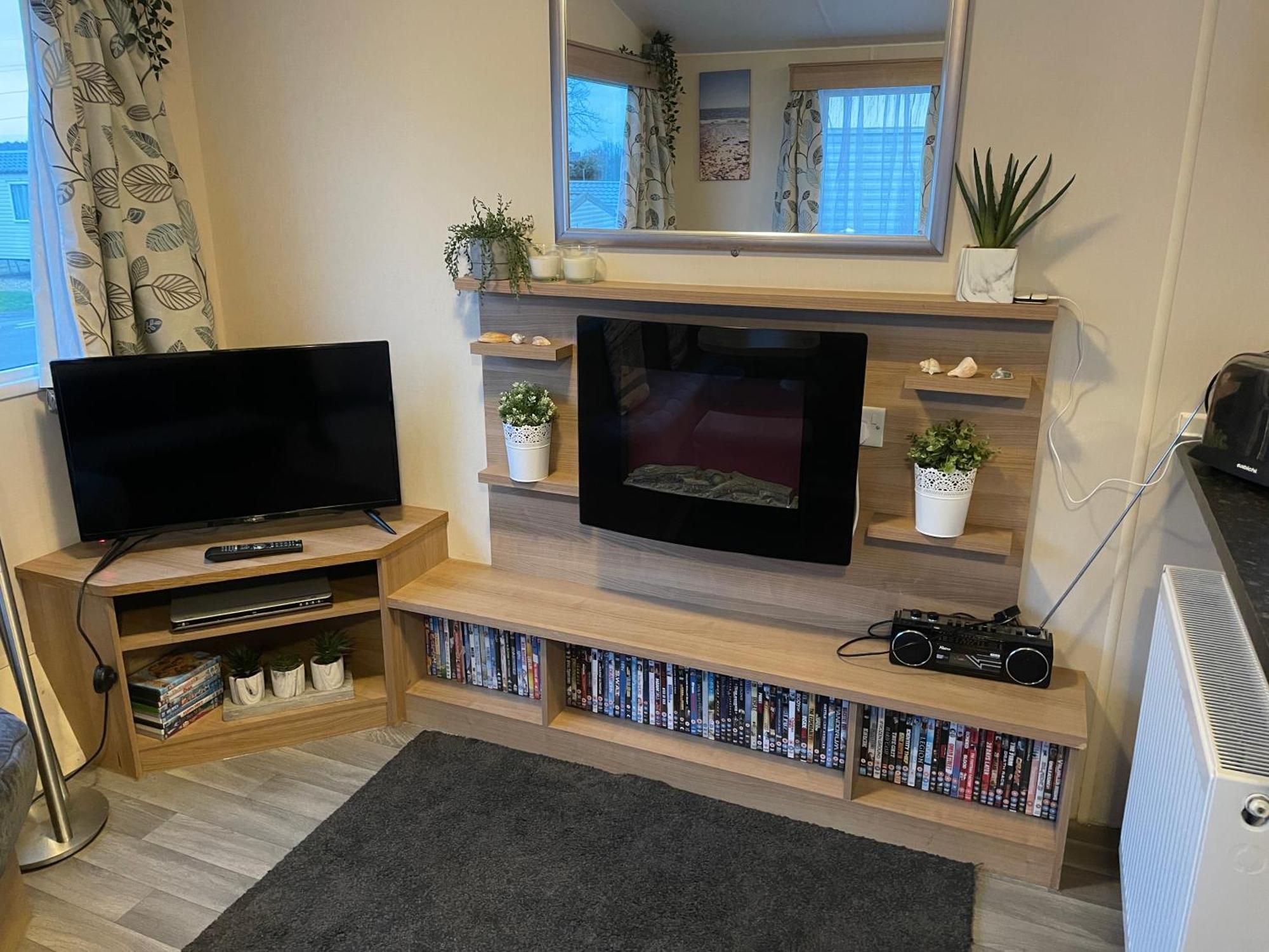 Rockley Park Private Holiday Homes Poole Bagian luar foto
